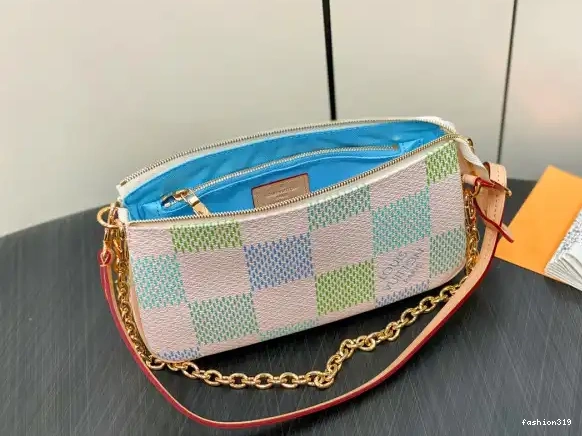VUITTON LOUIS Accessoires-23.5*13.5*4CM Pochette 0330